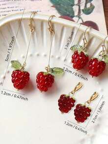 1 par de aretes colgantes con diseño de frutas de frambuesa roja, bayas de resina, de moda - Rojo - Ver 2