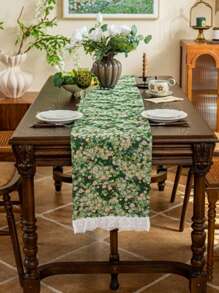 1pc Vintage Green Base Floral Jacquard Table Runner, Suitable For Cafe, Afternoon Tea Decor, Dining Table Events