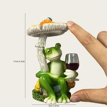 1 Peça Estátua Engraçada de Sapo Segurando Garrafa de Vinho, Expressão Vívida de Embriaguez, Adequada para Decoração de Pátio Externo, Escultura de Sapo Interessante, Presente para Amigos e Família