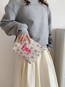 (Embroidered Custom) Beige Cute Makeup Bag Clutch, Heart Print, Corduroy Fabric, Comfortable Large Capacity Durable Portable Travel Storage Bag, Zipper Closure Washable, Dorm Essential Toiletry Bag, Suitable For Makeup Tools, Gift For Girls - Multicolor - View 4