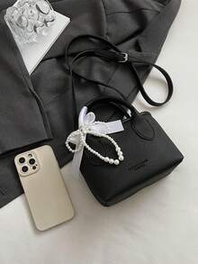 Minimalist Solid Color Women's Handbag, High-End Foil Letter Decor Shoulder Bag, Fashion Bow Pendant Adjustable Strap Crossbody Bag, College Student Daily Travel Lightweight Bucket Bag, Zipper Closure Multi-Functional Lightweight Commuter Bag, Wear-Resistant Soft Skin-Friendly PU Material Tote Bag, Suitable For Gifts, Shopping, Dates, Business Travel, Vacation And Other Occasions. - Black - View 8