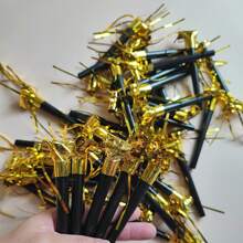 10 piezas, grandes de 11 cm/4.3 in, de material plástico, color negro, dorado y plateado, para cumpleaños, bodas, aniversarios, despedidas de soltero, carnavales, festivales para crear ambiente, celebrar, creatividad, borlas, silbatos de dragón de aire, accesorios de sonido, pequeños regalos para amigos