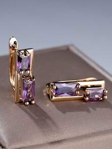 1 Pair Vintage Exquisite Asymmetric Square Cubic Zirconia Earrings, Gifts For Women, Dates, Parties, Birthdays, Holidays - Purple - View 3