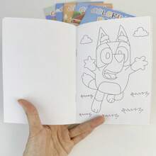Bluey كتاب الأنشطة الإبداعية - بلوي وأصدقائه - متعة الرسم واللون بأسلوب الكرتون للأطفال، ورق فني عالي الجودة لفن حيوي، مثالي لتعزيز الترابط العائلي، وحفلات العطلات، والنمو في مرحلة الطفولة المبكرة