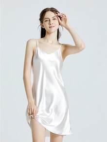 1pc Custom Women's Spaghetti Strap Nightgown, Faux Silk Material, Icy Silk Skirt, Homewear Camisole Dress, V-Neck Sleeveless Slip Dress, Comfortable Satin Sleepwear, Suitable For Beauty Salon, Hotel, Sports, Home And Other Occasions, Can Also Be Used As Towel, Skincare - Multicolor - View 6