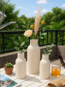 Jarrón decorativo blanco acanalado moderno - Tamaño corto, mediano o alto, Accesorio minimalista de mesa o piso para sala de estar, dormitorio, entrada, regalo de graduación o decoración de verano