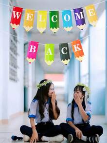 Pancarta de bienvenida de regreso a clases con decoraciones de lápices de colores - Guirnalda con forma de lápices de colores y banderines con iconos escolares para decoración de aula, oficina, hogar, fiesta del primer día de clases