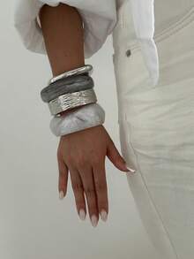 European&American Cross-Border Jewelry, Fashion Arc Smooth Twisted Bracelet, Minimalist Geometric Metal Feeling Bracelet Set - Silver - View 3