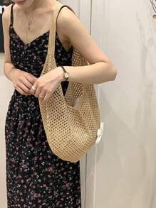 Hollow Out Weave Straw Bag Bohemian Beach Handbag Hollow Tote Bag Large Capacity Shopping Beach Bag Fashion Hollow Out Weave Straw Bag Beach Handbag Bohemian Style Beach Bag Slouchy Style Large Capacity Hollow Tote Bag Vacation