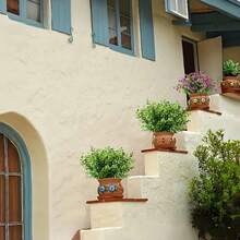 [12 piezas Arbustos de eucalipto resistentes a los rayos UV] 12 piezas Arbustos de eucalipto artificiales de plástico resistentes a los rayos UV | Decoración interior y exterior | Para el Día del Padre, Día de la Madre, San Valentín, Juneteenth, Graduación, Inauguración de la casa, Bodas y Jardines