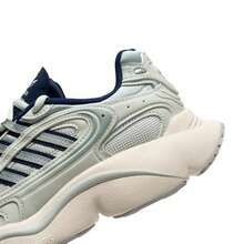 Adidas Originals Tenis Adidas Ozmillen W para mujer, tenis retro gruesos, para fitness y uso casual - Verde claro - Ver 8