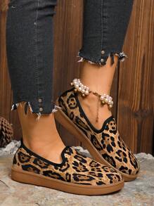 2025 New Women's Summer Leopard Print Casual Sneakers, Soft Sole Fashion Commuting Daily Shoes