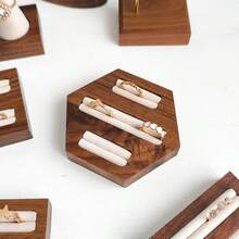 1个胡桃木首饰架，指尖/六边形设计，可作首饰展示架，送给女朋友的礼物，女士订婚戒指收纳架，旅行必备，返校宿舍收纳，秋季装饰 - 彩色 - 查看 8