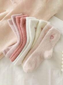 5 paires de chaussettes roses moelleuses pour femmes, chaussettes chaudes en forme de cœur, douces et confortables, convenant à l'automne et à l'hiver, couleurs aléatoires