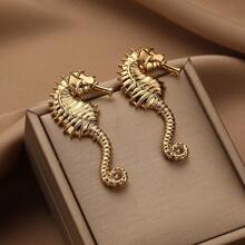 TUANZISP 1 Pair Exaggerated Vintage Gold Sea Element Women Earrings, Bohemian Textured Wave, Seahorse, Shell Stud Earrings, Fashionable Luxurious Asymmetrical Geometric Spiral Earrings Jewelry
