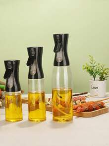 1个塑料喷油壶200ml/300ml，家用厨房烹饪工具橄榄油花生油芝麻油储油瓶，适用于公司团建户外烧烤喷油