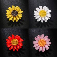 1 件/4 件雏菊花胸针，多功能装饰，适用于女士衬衫、西装外套、防闪光别针、包、帽子和配饰背包，适用于学校办公室配饰夹克珠宝圣诞节万圣节衣服别针有趣可爱的教师礼物服装配饰包饰 - 彩色 - 查看 20