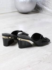 Summer Fashion Women's Square Toe Black Wedge Sandals, Unique Heel Design Elegant Yet Sexy, Slip-On Comfortable Shoes Suitable For Outfitting, Dates, Parties, Beaches