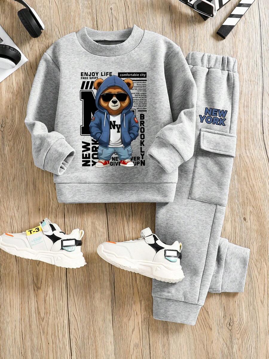 青少年男孩卡通图案印花圆领运动衫和运动裤休闲套装
