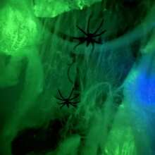 20/40/60g Decoración de telaraña de Halloween, araña falsa con estiramiento increíble, suministros para fiesta de Halloween interior/exterior, para otoño, Navidad