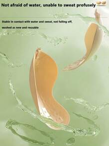 A Pair Of Classic Mango Cup Push-Up Underwear, Self-Adhesive Bras, Women's Lingerie Accessories, Suitable As Lining For Strapless Outfits Such As Wedding Dresses.