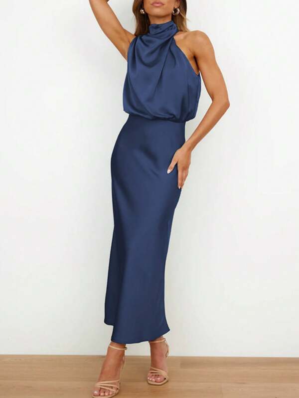 Satin Abendkleid mit hohem Kragen und ärmellos, elegant