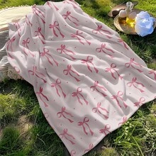 1PC Pink Bow Flannel Wool Blanket, Soft And Skin Friendly Shawl, Lightweight Perfect Gift, Perfect Home Decoration For Sofa, Sofa, Travel, Bedroom, Suitable For Family And Friends, Machine Washable, 100% Polyester Fiber, Digital Printing, Modern Style, Suitable For All Seasons - Multicolor - View 5