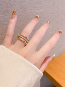 1pc Fashionable Elegant Bicolor Cubic Zirconia Multi-Element Interlocking Ring
