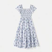 PatPat Family Matching Outfit: Floral Smocking Casual Suit - Xanh và Trắng - Xem 3