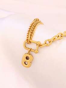 1 pièce Bracelet à pendentif lettre en acier inoxydable de A à Z pour femmes, lettre initiale U forme de fermoir en or punk, chaîne de charmes bracelets bijoux