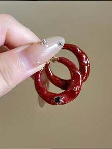 1 对时尚精致的 U 型泪滴耳夹，适合任何场合的女性 - 酒紅色 - 查看 2