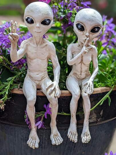 1pc Alien Resin Figurine, Alien UFO Outdoor Gnome Garden Statue Decor, Outdoor Holiday Decoration, Summer Theme Items, Home Garden Decor, Yard Decoration, Yard Supplies