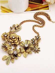 时尚复古花朵吊坠项链，水钻装饰项链，百搭毛衣链短锁骨链女士