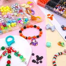 1 Set New Beaded Bracelet, Casual & Cute Designs, Multiple Cartoon Pattern DIY Matching Styles, Various Holiday Sets, Girly Style, Jewelry Decor, Small Pendant, Arts & Crafts, Gift Toys For Friends, Handmade Beading, Easy To Match Your Own Style