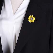 1 件/4 件雏菊花胸针，多功能装饰，适用于女士衬衫、西装外套、防闪光别针、包、帽子和配饰背包，适用于学校办公室配饰夹克珠宝圣诞节万圣节衣服别针有趣可爱的教师礼物服装配饰包饰 - 彩色 - 查看 2