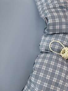 4pcs Bedding Set, Double-Sided Printed Duvet Cover, Flat Sheet, And 2 Pillowcases, Soft Brushed Microfiber, Durable And Fade-Resistant, Antimicrobial, Warm And Cozy, Suitable For Bedroom, Guest Room, Dorm - Keep an Appointment - View 11