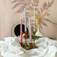 2 piezas, velas de tallo largo con patrón de estampado de tulipán, velas de mesa de estilo retro de 9.84 pulgadas, velas de tallo largo con estilo floral europeo, decoración de ambiente para banquetes de boda, velas para ambiente festivo, velas para el Día de San Valentín, aptas para bodas, cenas y decoración del hogar, velas para decoración de fiestas, velas para decoración de mesa familiar.