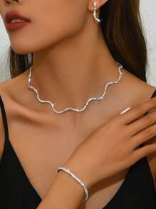 Conjunto elegante de joyería nupcial para boda y fiesta de 3 piezas, incluyendo collar ondulado brillante, aretes y pulsera