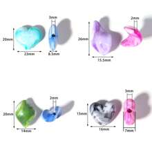 30 piezas/Paquete Cuentas de resina con forma de corazón y agujero grande de estilo pintura al óleo asimétrica y vintage, colores aleatorios, suministros de manualidades y joyería DIY para hacer pulseras, collares y colgantes