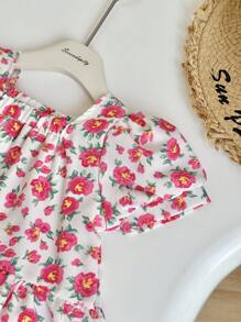 Conjunto de 2 peças de blusa e calça lanterna com estampa floral elegante e babados para meninas, adequado para atividades ao ar livre, fotografia, uso diário, piquenique, escola, primavera/verão