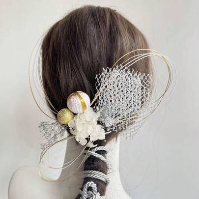 Aksesuar, Mezuniyet Töreni, Reşit Olma Töreni, Mizuhiki, Altın Varak, Gümüş Varak, İp, Altın, Gümüş, Saç Aksesuarları, Kurutulmuş Çiçekler, Gelinlik Fotoğrafçılığı, Reşit Olma Töreni Fotoğrafçılığı, Furisode, Hakama, Kimono, Renkli Asılı Süslemeler, Düğün, Gelin, Gelinlik, Başlık, Yukata, Japon Kıyafetleri, Davetiyeler, Saç Şekillendirme, Asagao, 2 Renk