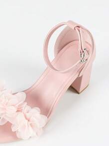 Sandalias de tacón grueso con correa y puntera cuadrada con decoración floral 3D en rosa, estilo dulce y elegante para boda, fiesta, primavera y verano