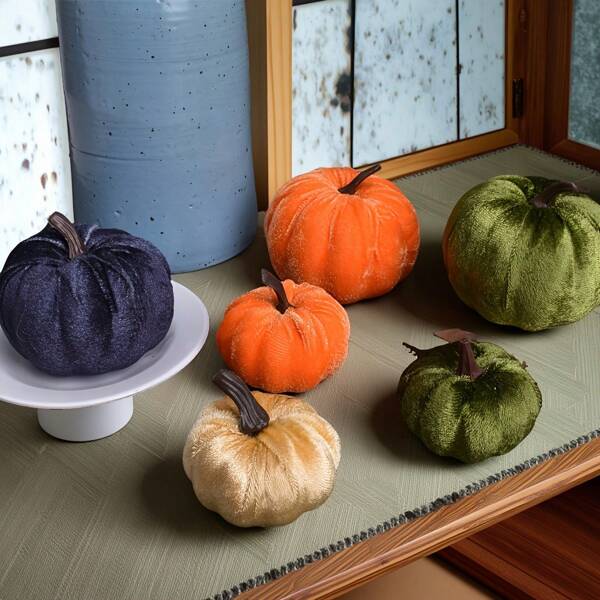 Set de 36 piezas Surtido de decoración de otoño - Calabazas de terciopelo y hojas de arce, accesorios fotográficos de granja, estilos y colores mixtos, para Acción de Gracias, Halloween, cosecha de otoño, decoración interior/exterior, jardín, adornos para el hogar, diseños de calabaza variados, sin electricidad