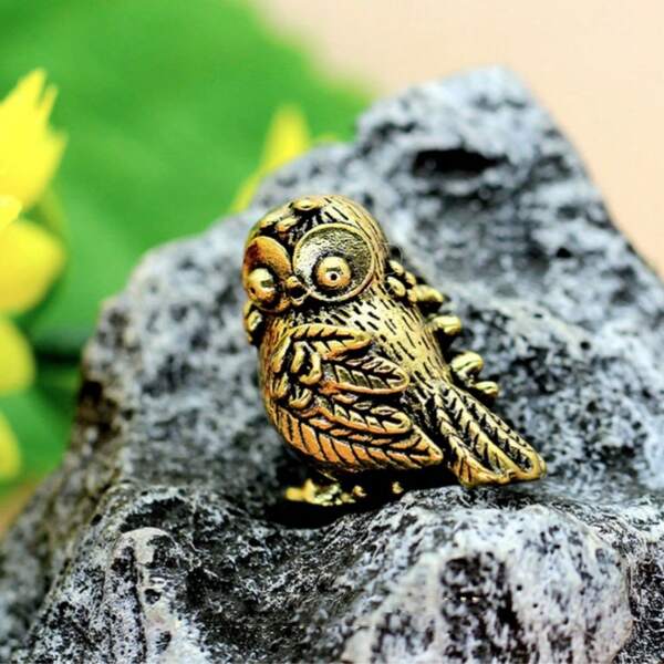 Decoração de Coruja de Bronze: Figurinha Adorável de Coruja, Para Decoração Doméstica - Sem Necessidade de Eletricidade - Adequado para Sala de Estar e Escritório - Presente Perfeito para Entusiastas de Animais e Decoração Doméstica