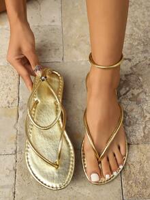 New Casual Flat Thong Sandals With Minimalist Strappy Wrap Design, Suitable For Beach, Outdoor, Party, Daily Wear In Spring/Summer, Available In Black, Gold And Silver