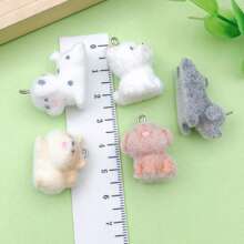 Set de 2/5 piezas de encantos de estatuilla de perro de oso de peluche de resina bonita con colgante de animal 3D de resina para hacer manualidades con llaveros, pulseras, collares y aretes
