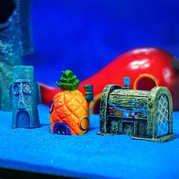SPONGEBOB 1pc Cartoon Fish Tank Decor Figures Ornaments Resin Fish Tank Pineapple House Decoration Cave Cask Landscaping Aquarium Accessories