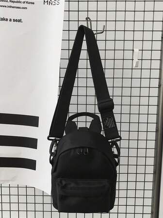 Mini Black Chain Crossbody Bag With Zipper Closure - Durable Polyester, Adjustable Strap, Suitable For Casual Wear, Daily Use | Chain Bag | Zipper Bag