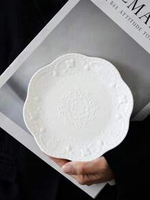 European Luxury Retro Butterfly Embossed Ceramic Dinner Plate, 6inch/8inch Household Plate, High-End Exquisite Cake Plate, Fruit Plate, Dessert Plate, Salad Plate, Housewarming Gift, Elegant Souvenir