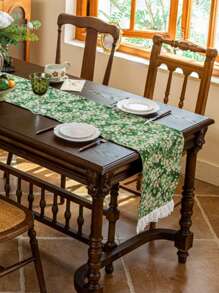 1pc Vintage Green Base Floral Jacquard Table Runner, Suitable For Cafe, Afternoon Tea Decor, Dining Table Events
